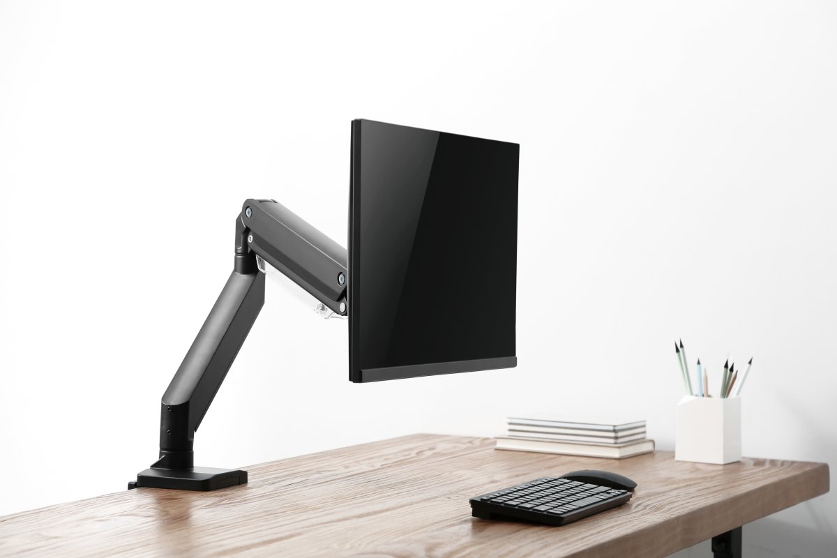 NM-D775BLACK_lifestyle01_sm.jpg
